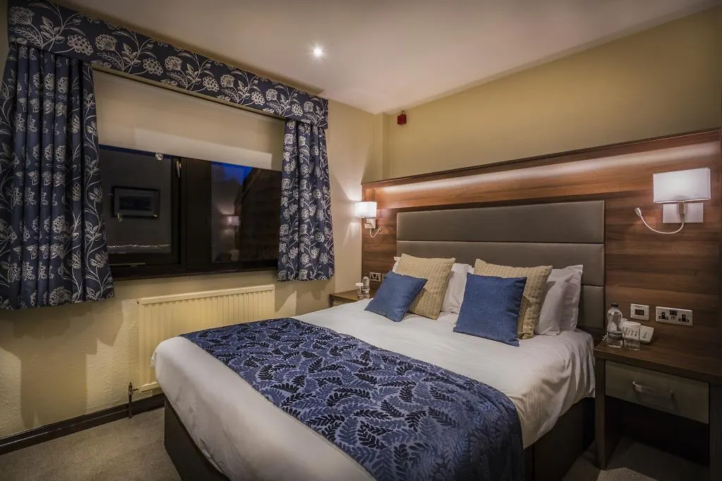 The Old Bridge Inn, Holmfirth, West Yorkshire - The Coaching Inn Group 4*, Holmfirth