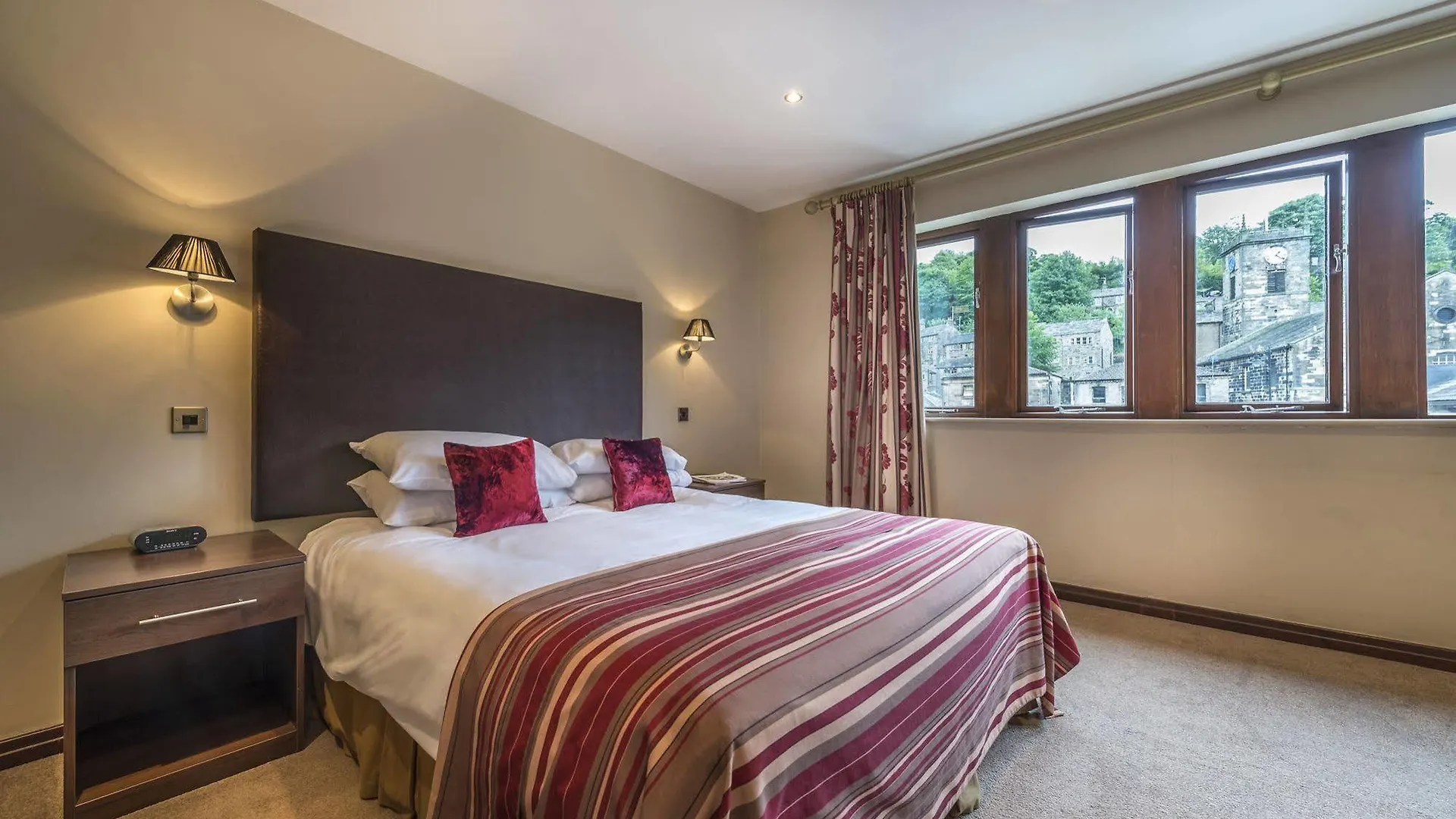 The Old Bridge Inn, Holmfirth, West Yorkshire - The Coaching Inn Group Holmfirth